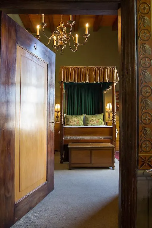 Dutch Manor Antique Hotel Cape Town